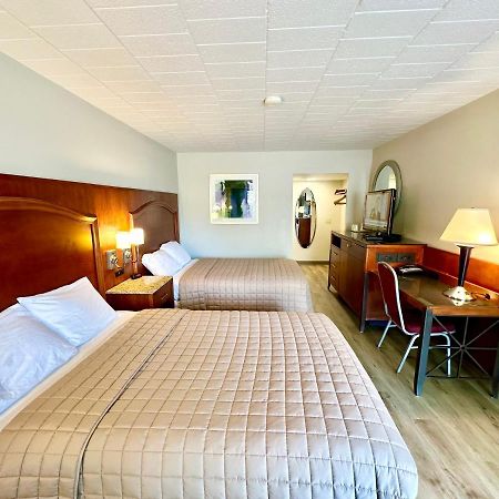 Inn Of Sheboygan Bagian luar foto