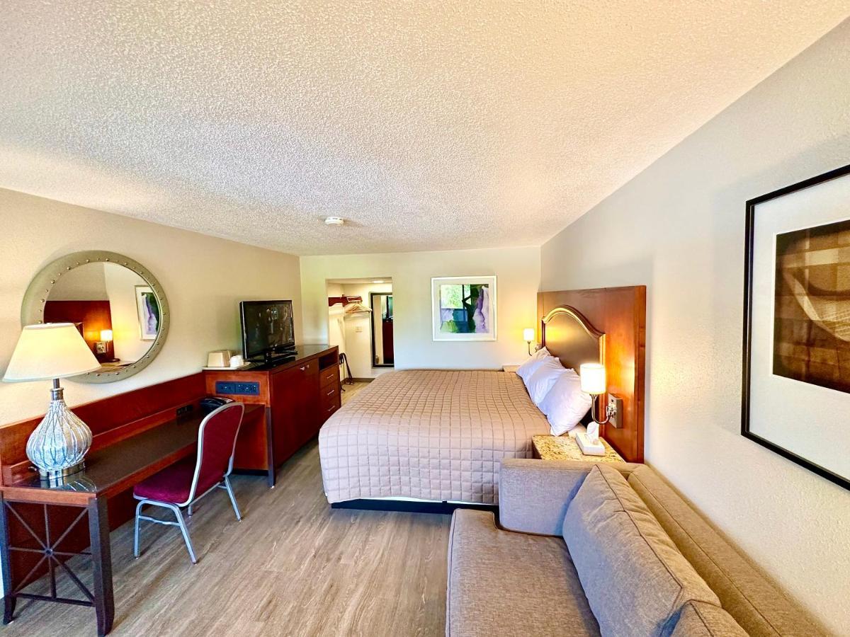 Inn Of Sheboygan Bagian luar foto
